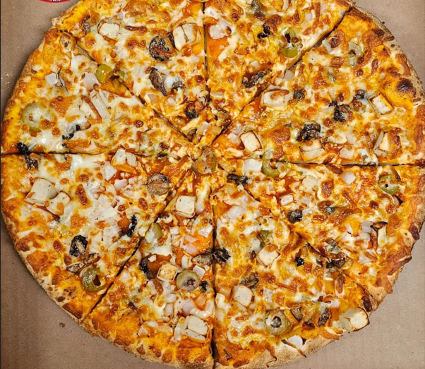 Wild Buffalo Chicken Pizza
